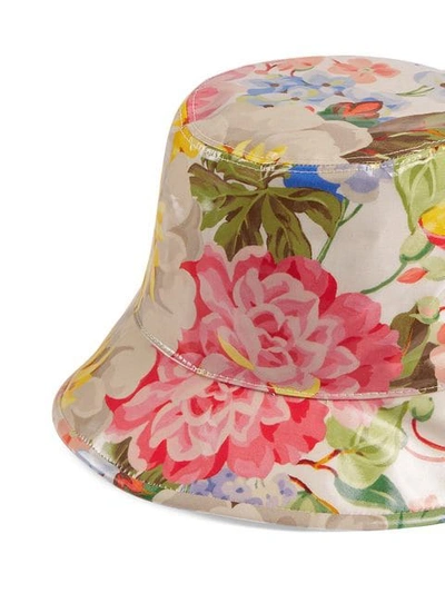 Shop Gucci Floral Print Logo Bucket Hat In 9000 Bianco