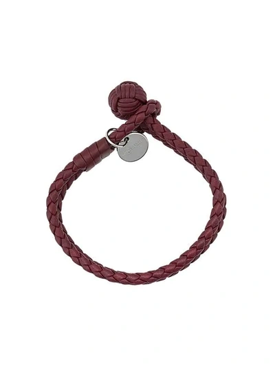 Shop Bottega Veneta Armband Mit "intrecciato"-muster In Red