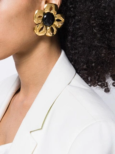 Pre-owned Valentino Garavani Oversized Daisy Earrings In Gold
