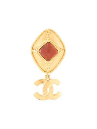 Pre-owned Chanel Oval Cc Brooch In Gold