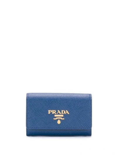 Shop Prada Kartenetui Mit Logo-schild - Blau In Blue