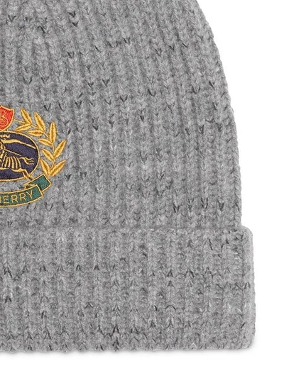 Shop Burberry Beanie Mit Archive-logo In Grey