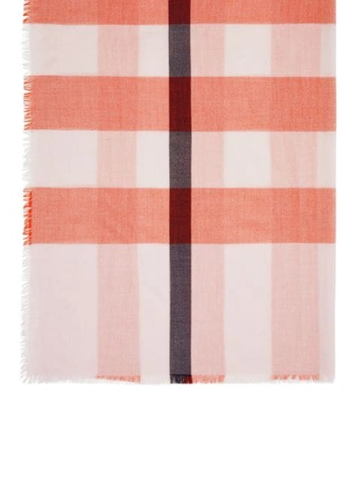 BURBERRY FRINGED CHECK CASHMERE SCARF - 橘色