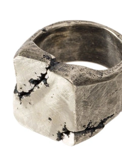 Shop Tobias Wistisen Fractured Chevalière Ring - Metallic