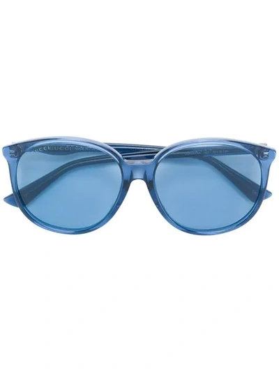 Shop Gucci Round Tinted Sunglasses In Blue