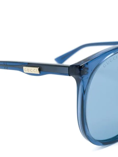 Shop Gucci Round Tinted Sunglasses In Blue
