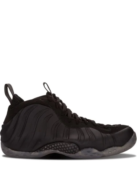 air foamposite one sneaker