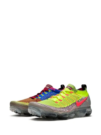 nike random vapormax