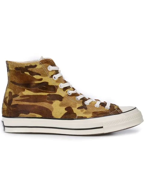 {keywor d} converse camouflage