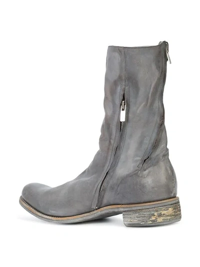 Shop A Diciannoveventitre Kangaroo Distressed Boots In Grey