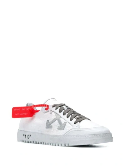 OFF-WHITE CROSS LOGO SNEAKERS - 白色