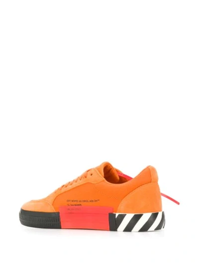 OFF-WHITE LOW VULCANIZED SNEAKERS - 橘色