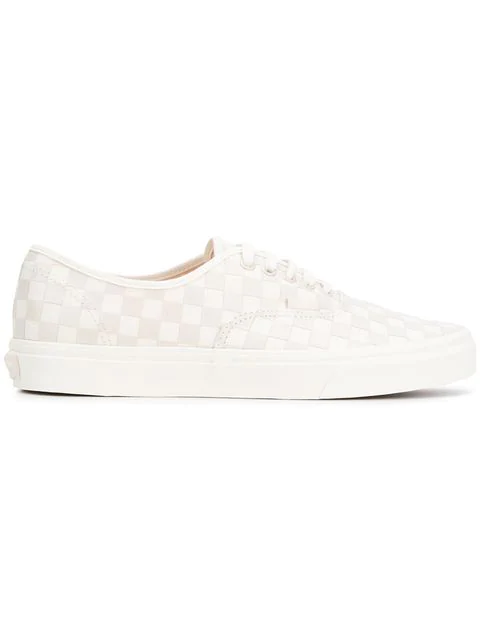 white checkered vans with laces
