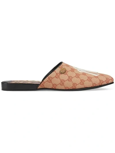 Shop Gucci Original Gg Slippers With Ny Yankees™ Patch In Neutrals