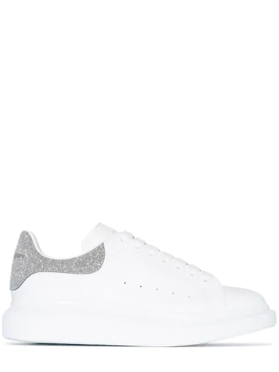 ALEXANDER MCQUEEN CHUNKY LOW-TOP SNEAKERS - 白色