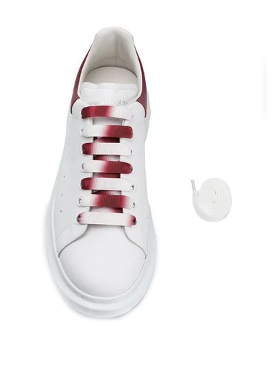 ALEXANDER MCQUEEN OVERSIZED SNEAKERS - 白色