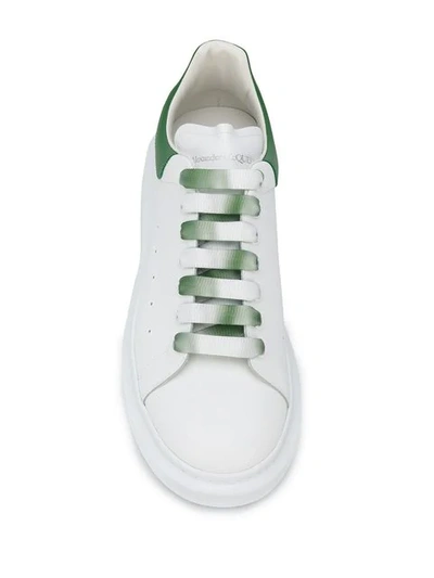 ALEXANDER MCQUEEN OVERSIZED SNEAKERS - 白色