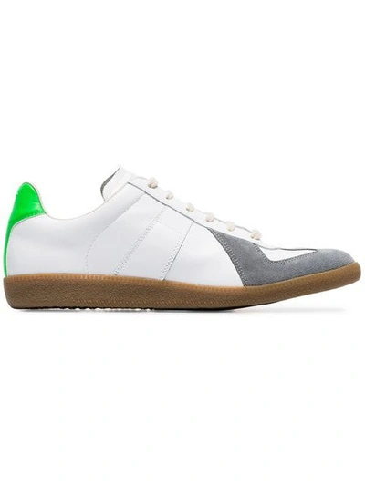 MAISON MARGIELA WHITE AND GREEN REPLICA LEATHER LOW TOP SNEAKERS - 白色