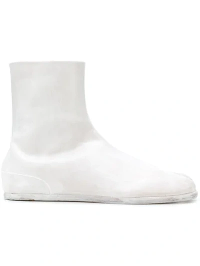 Shop Maison Margiela Flat Tabi Boots In White