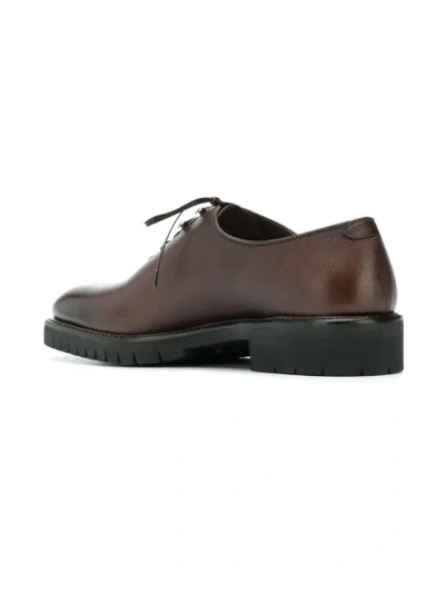 Shop Ferragamo Salvatore  Lace-up Oxford Shoes - Brown