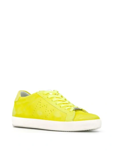 Shop Leather Crown Klassische Sneakers In Yellow