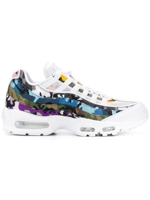 nike air max 95 trainers in white