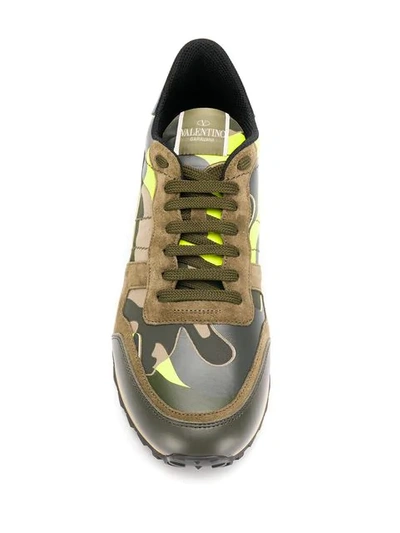 VALENTINO VALENTINO GARAVANI ROCKRUNNER CAMOUFLAGE SNEAKERS - 绿色