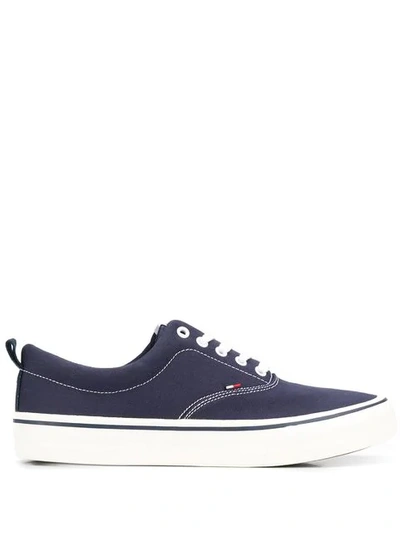 TOMMY HILFIGER FLAT LACE-UP SNEAKERS - 蓝色