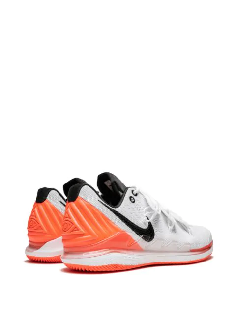 air zoom vapor x kyrie hot lava