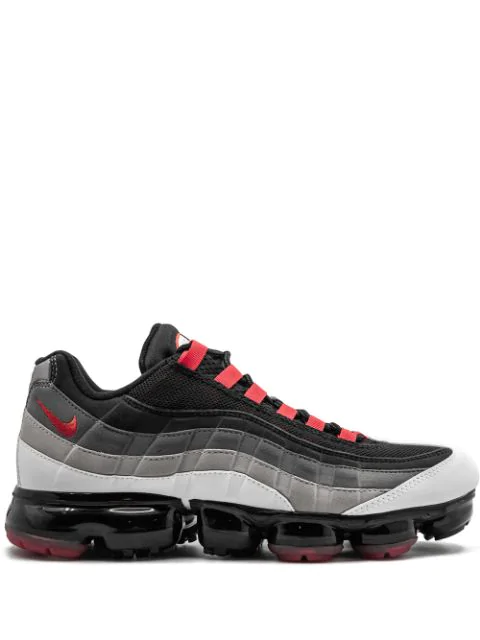 Nike Air Vapormax 95 Sneakers In Black | ModeSens