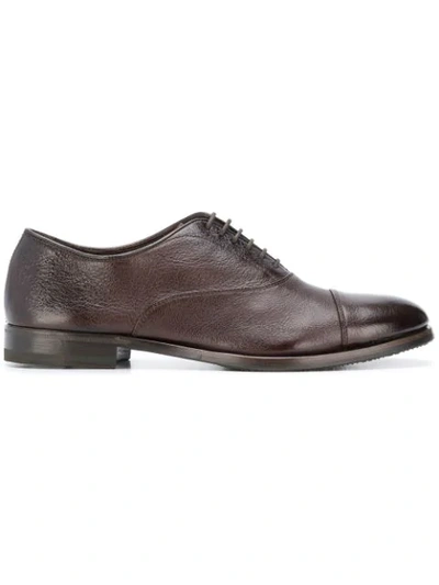 Shop Henderson Baracco Classic Oxford Shoes In Brown