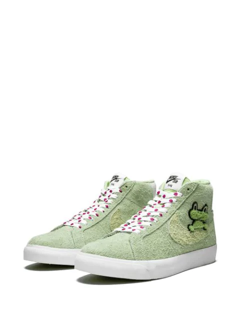 nike sb blazer x frog