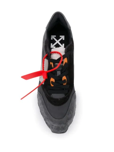 OFF-WHITE ARROW SNEAKERS - 灰色