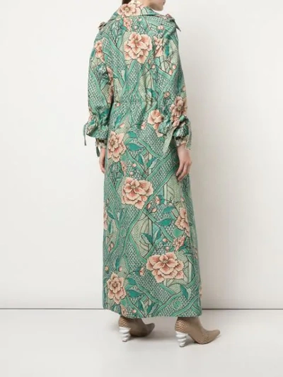 Shop Gucci Loraine Floral Print Coat In Green