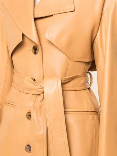 Shop Khaite Trenchcoat Mit Gürtel In Cognac