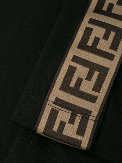 Shop Fendi Logo Embossed Cropped T-shirt In Black