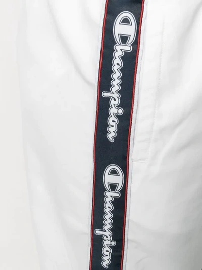 Shop Champion Joggingshorts Mit Logo - Weiss In White