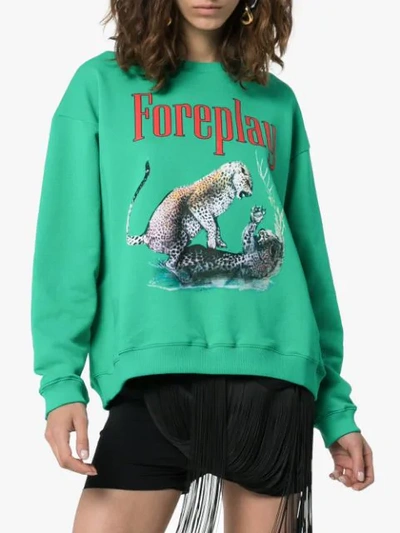 Shop Christopher Kane Sweatshirt Mit Leoparden-print - Grün In Green