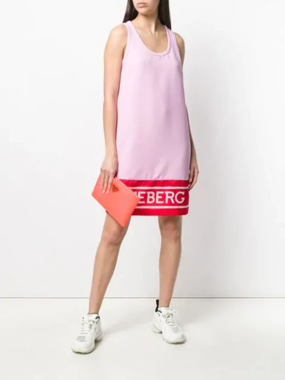Shop Iceberg Kleid Mit Logo-print - Rosa In Pink
