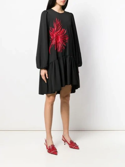 Shop N°21 Embroidered Flower Shift Dress In Black