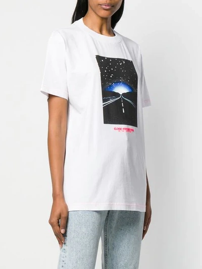 Shop Marcelo Burlon County Of Milan Close Encounters T-shirt In White