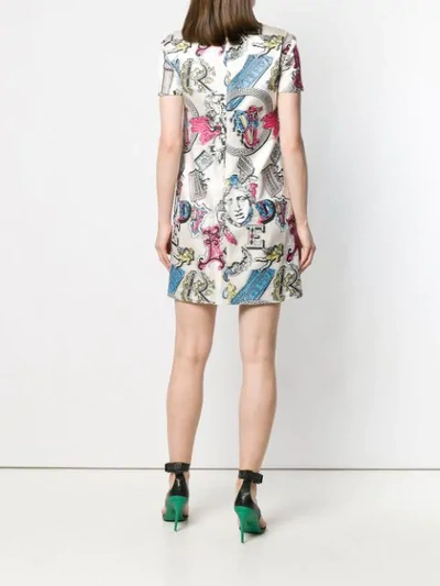Shop Versace Kleid Mit Alphabet-print - Weiss In White