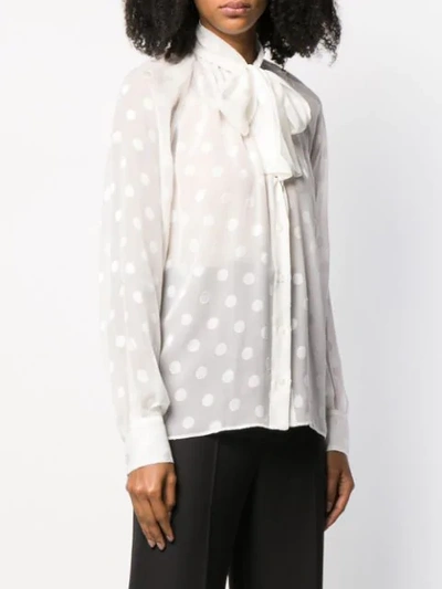 Shop Dolce & Gabbana Gepunktete Bluse In White