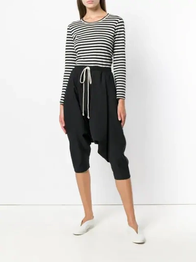 drop-crotch cropped trousers