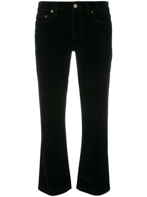 black fitted jeans