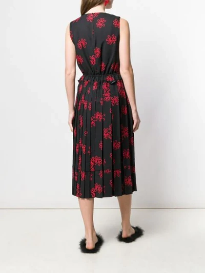 Shop Simone Rocha Pleated Floral Print Dress In Black Red