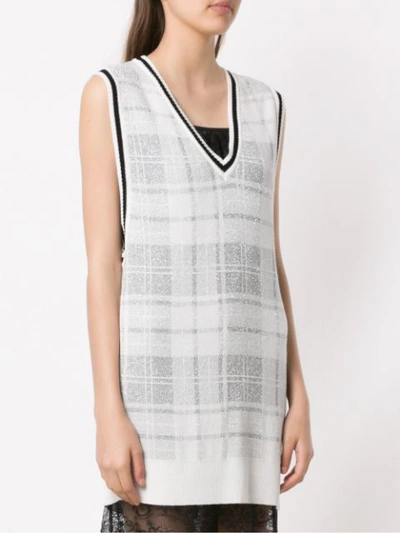 Shop Andrea Bogosian Knitted Sleeveless Pull-over - Vanilla Ice/prata