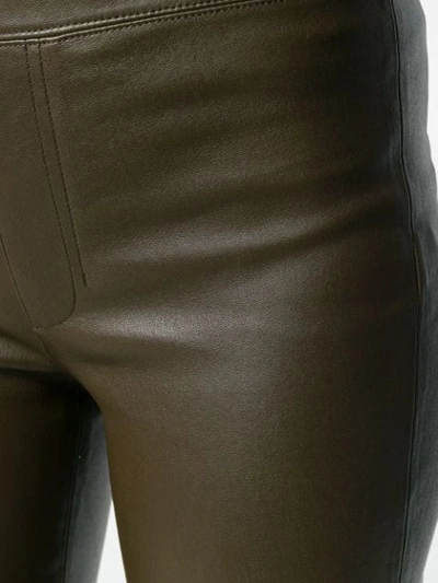 fitted trousers
