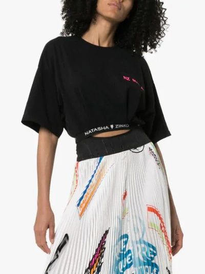 Shop Natasha Zinko Logo-hem Cropped T-shirt In Black