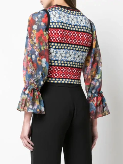 Shop Alice And Olivia Gestricktes Top In Multicolour